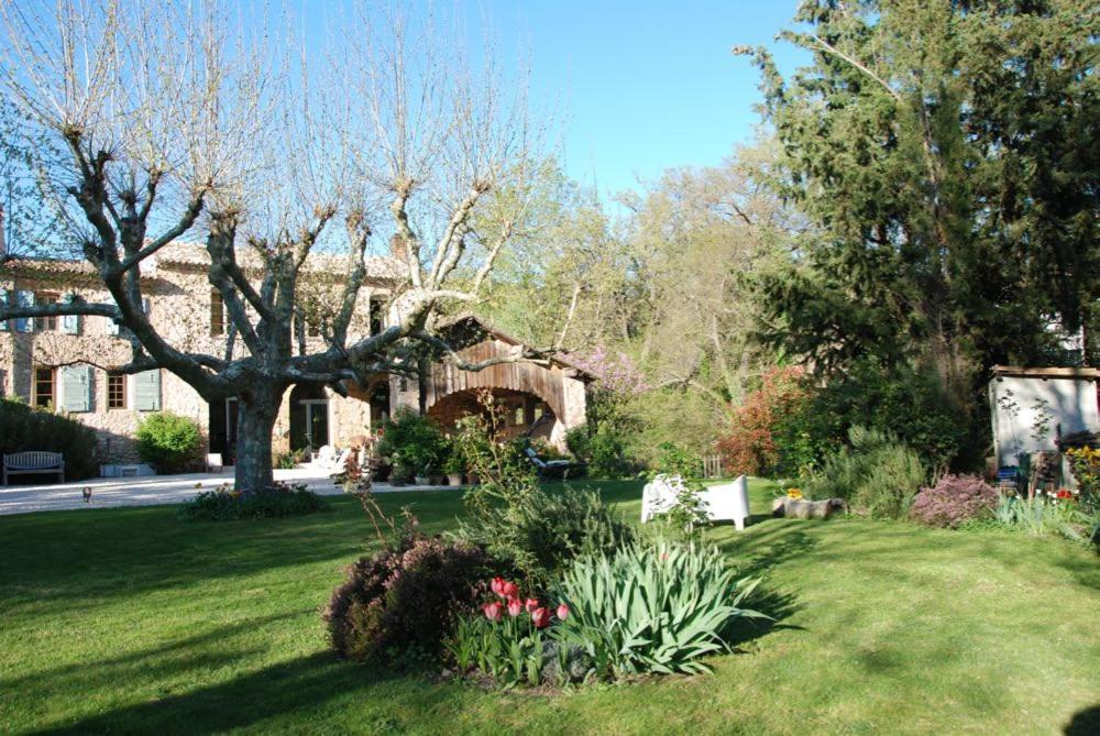 Le Moulin Des Pinchinats Bed & Breakfast Aix-en-Provence Dış mekan fotoğraf
